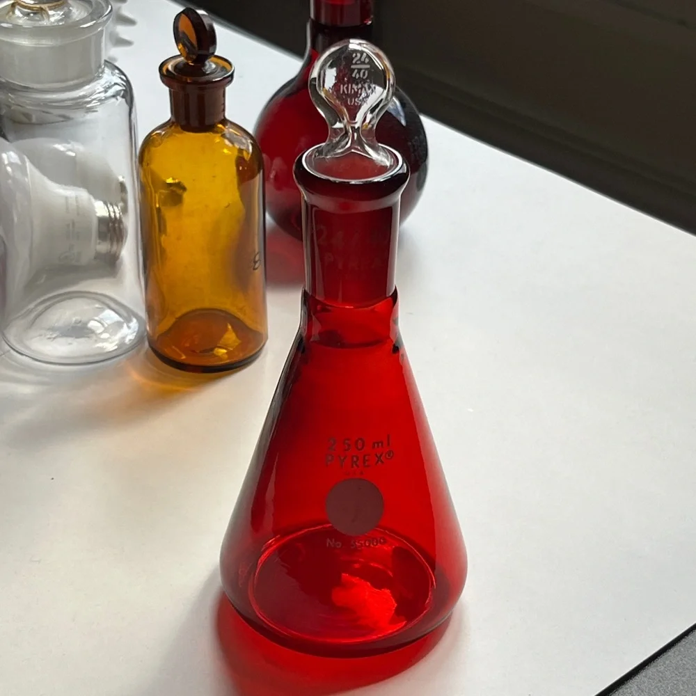 Authentic Pyrex Erlenmeyer Flask - Picture 6 of 12